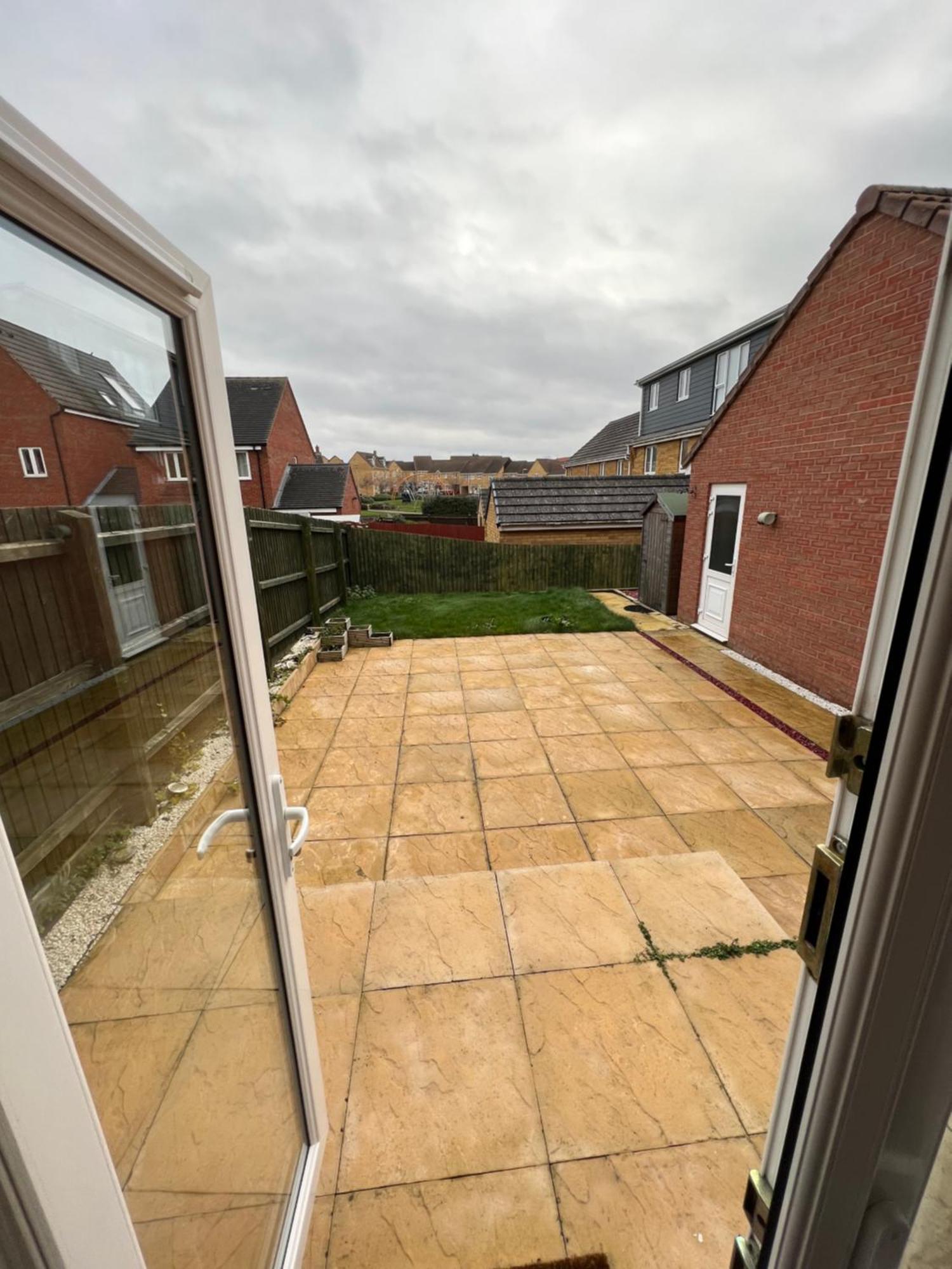 The Belfry 3 Bedrooms 2 Bathrooms Contractors & Family Higham Ferrers المظهر الخارجي الصورة